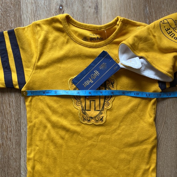 Harry Potter Hufflepuff Onesie Pajama & Bandana Set by Marks and Spencer - Picture 8 of 11